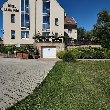 Lajta Park