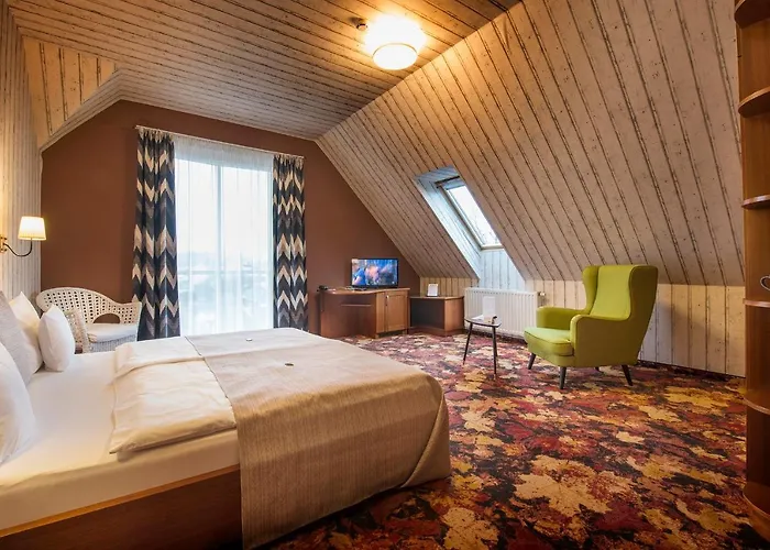 Lajta Park Hotell 4*